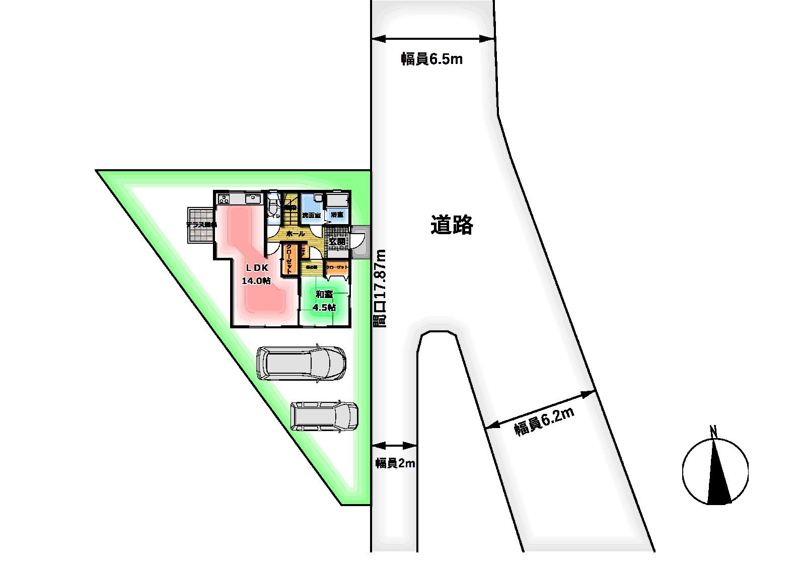 駐車場前の幅員は約2ｍですが、建物前は幅員7ｍほどあり、そこでしっかり転回できるので、車は意外と停めにくくないです♪車は2台停められます＾＾