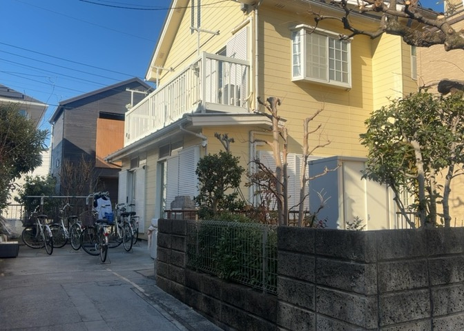 リビングの間取りの種類は大きくわけてリビングとダイニングが別になっているタイプ、リビングダイニング一体型です。どちらも一長一短ですので、家を選ぶ時はその両面をチェックして決めるようにしましょう。