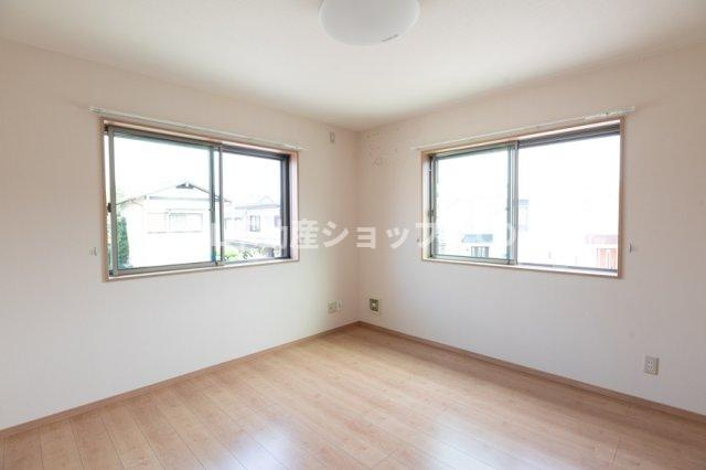 元気が生まれるお部屋です。明るい気分で始まればなんだか一日いい事が続く気がします。