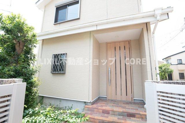 明るい日差しに包まれる住宅で新しい暮らしを始めませんか？お問合せお待ちしております。