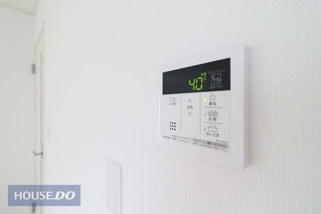 【温水設備】給湯スイッチ付きで温度調整もラクラクです。