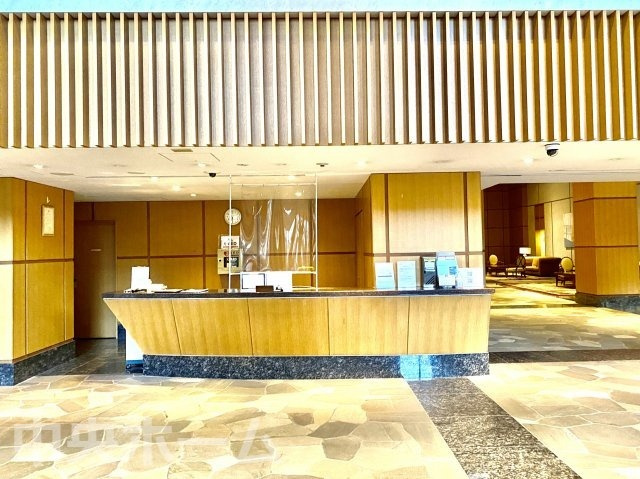 受付（フロントサービス)