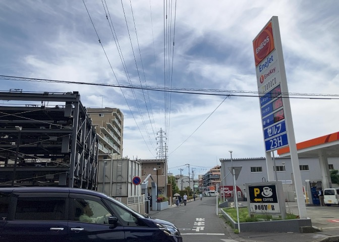 景色重視でお家選ぶをするとスーパーが遠い！学校が遠い！など生活をするうえで利便性で困ることもあります。まず一度現地を見学する際に、周辺の施設などがあるかを確認し、暮らし始めた後のことを想像しましょう。