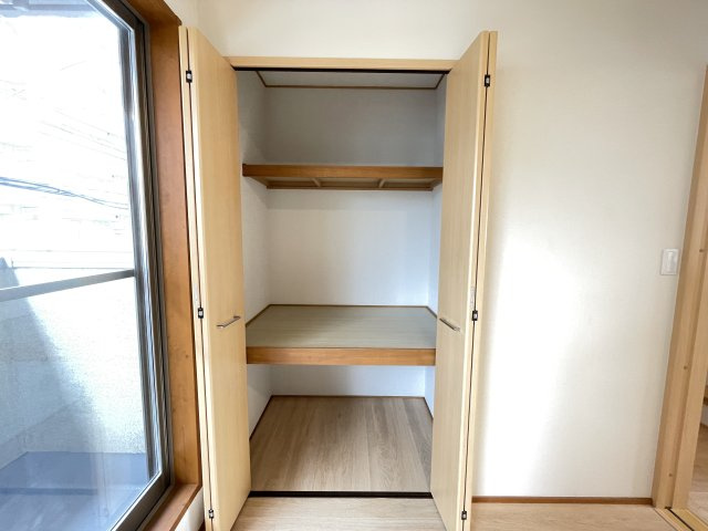各居室に収納がついており、家族で使い分けしやすくなっています。　