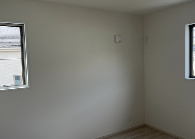 子供が何人でも年齢によっては、受験時にしっかり壁のある個室があった方が良い場合もあります。難しい問題ですが、兄弟の人数や、性別や年齢差によって状況が異なりますので、数年後のこともしっかり考えましょう。