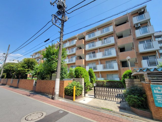 渋谷区恵比寿西1丁目　代官山ローヤルコーポ　1階