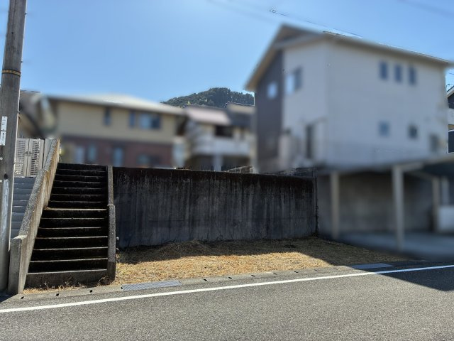 閑静な住宅街の一画にある約54.5坪の土地☆