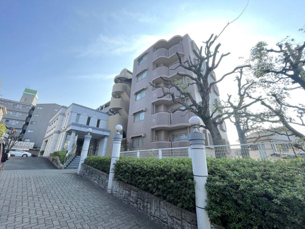 ランフォルセ長尾の外観