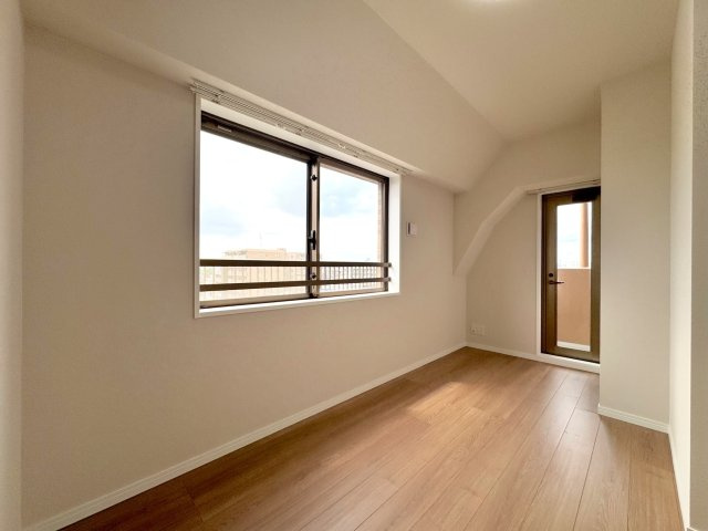 洋室6帖　間取り図左上の部屋