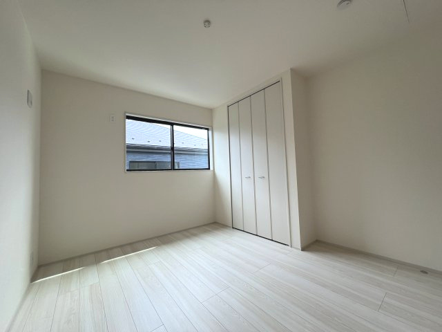 【洋室1】6.5帖