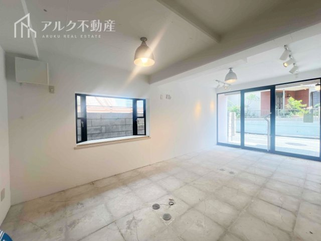 1階店舗部分です