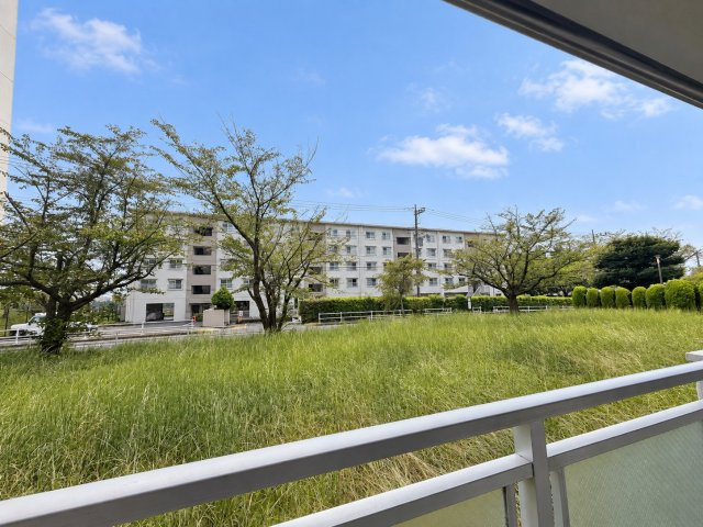 棟間隔にゆとりがある敷地なので外からの視線も気になりにくいです！
