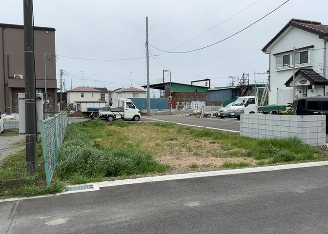 家を建てる前提で土地を探している場合、地盤の丈夫さは譲れない条件の一つです。地盤が脆弱だと追加工事が必要となります。また、過去に地盤沈下や液状化現象を起こした土地は、できるだけ避けた方がいいでしょう。