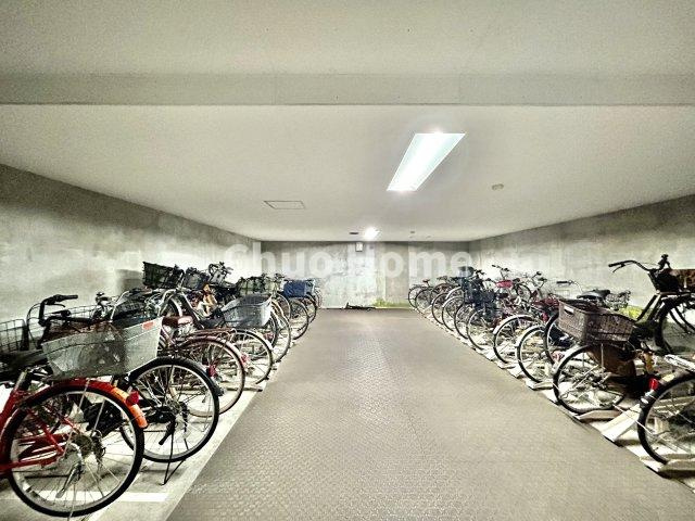 【自転車置き場】最新の空き状況や費用などの詳細は担当スタッフまでお問い合わせください。