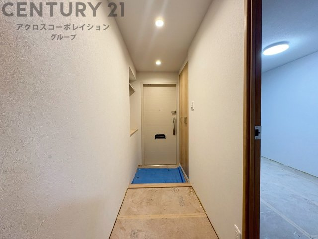 現在室内フルリノベーション中！事前見学予約受付中です。ご予約は弊社ホームぺージからが便利♪