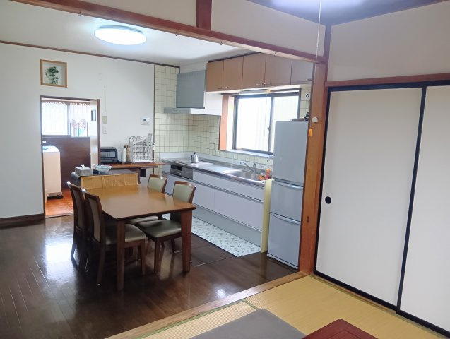 和室と脱衣室に隣接したDK。家事や生活の移動がスムーズで、毎日の暮らしを快適にサポートします！