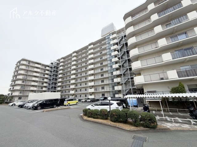 SRC　10階建／1階部分