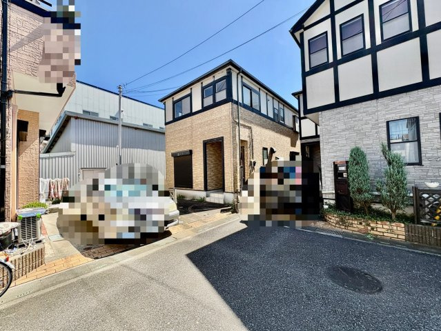 4LDK・WIC、収納豊富で住空間すっきり！2026年11月リフォーム完了予定(水回り、クロス、外壁塗装、等)！