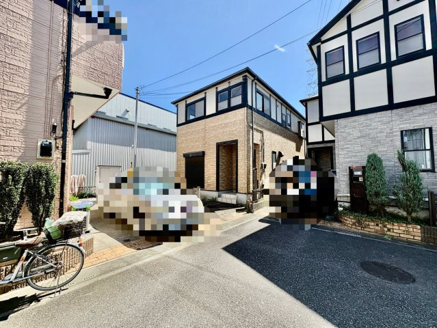 4LDK・WIC、収納豊富で住空間すっきり！2026年11月リフォーム完了予定(水回り、クロス、外壁塗装、等)！