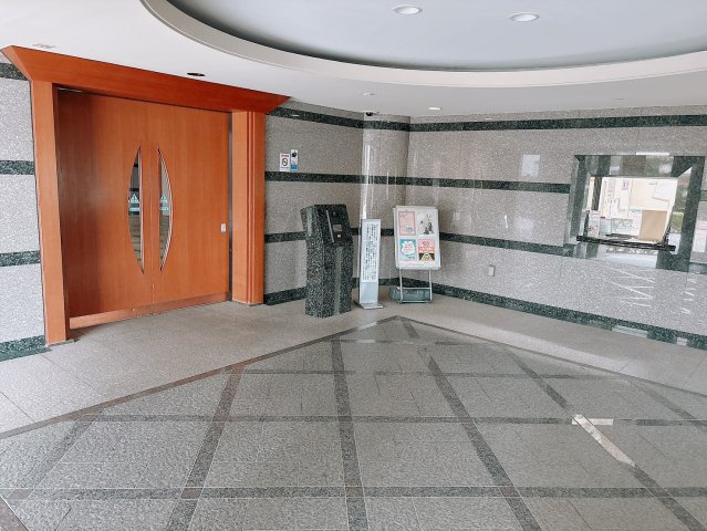 【エントランス】