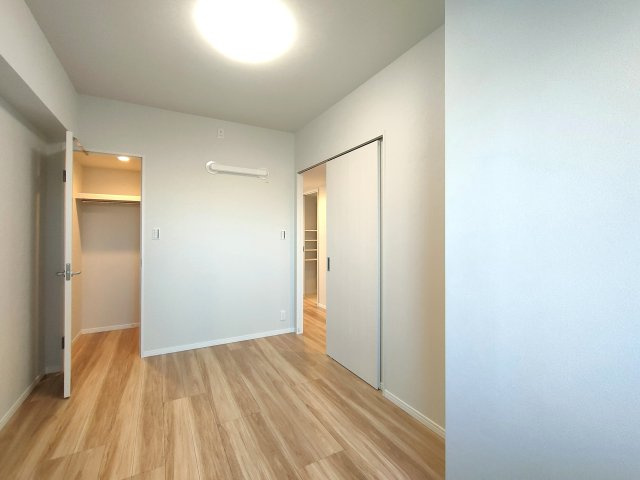 【施工例　洋室】　