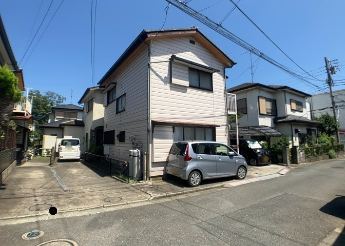 物件の詳細については、現地を見てわかること以外に、役所や法務局などで調べないとわからないことがあります。そのため、現地に行く場合は、もしこの物件を買ったらどのような生活ができるかをイメージしましょう。