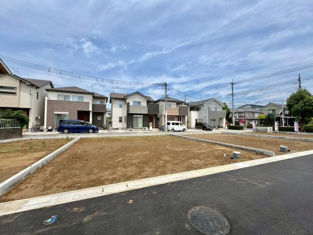 全4区画・自由設計で夢のマイホームはいかがでしょうか！花田小学校まで徒歩2分(約160ｍ)・中央中学校まで徒歩15分（約1200ｍ）！