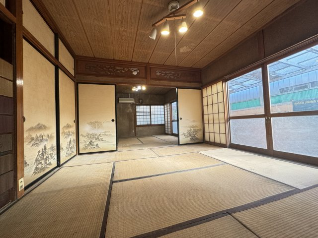 続き間として使いやすい和室です