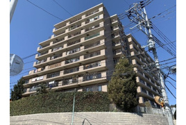 ファミール川越の外観