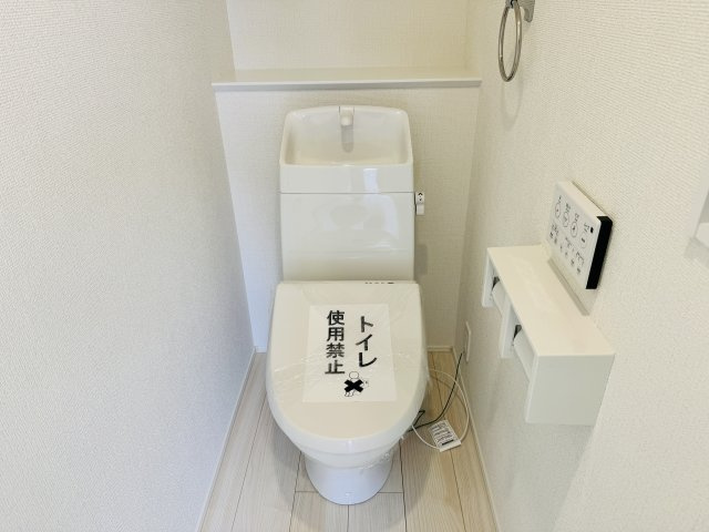 ～暖房温水洗浄機能付きトイレ　冬場は特に嬉しい機能ですね～