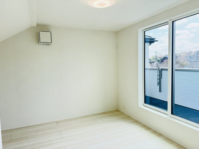 ～7.5帖の主寝室です～
