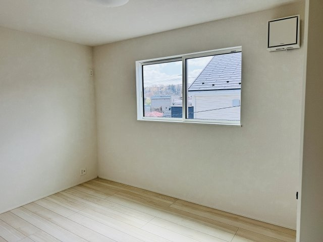 ～2階6.0帖の洋室です～