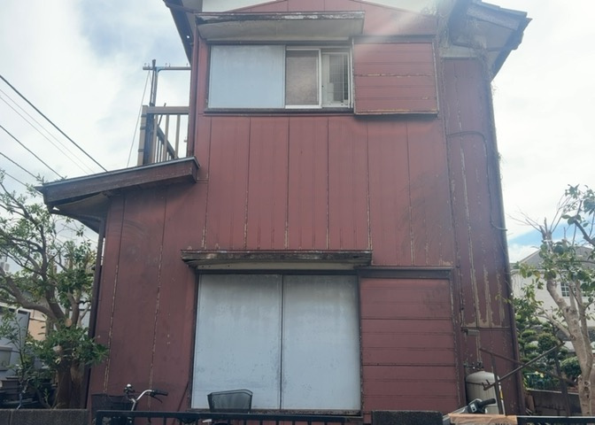 物件の詳細については、現地を見てわかること以外に、役所や法務局などで調べないとわからないことがあります。そのため、現地に行く場合は、もしこの物件を買ったらどのような生活ができるかをイメージしましょう。