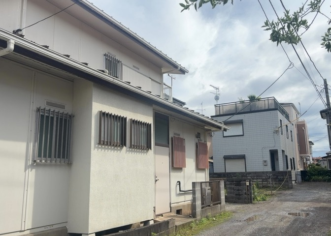 桜や紅葉の名所に出かける人は多いと思いますが、家にいながら季節の移ろいを感じる生活を送りませんか？リビングや窓から見える景色が生活を彩るワンポイントに！現地から見える景色を堪能してみては如何でしょう。