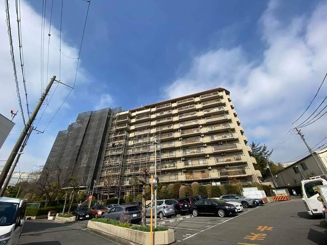 外観：327002292977