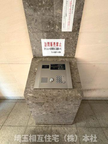 オートロック完備で安心のセキュリティ。暮らしをしっかり守ります