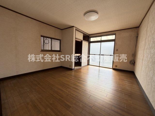 10.25帖の洋室♪広々とした明るいお部屋です！