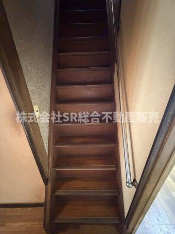 当日予約も大歓迎です！土日祝、雨の日やお子様連れのお客様の送迎も可能ですのでお気になさらずお問合せ下さい。お仕事終わりのお時間にも柔軟に対応致しますのでお気軽にお申し付け下さいませ。