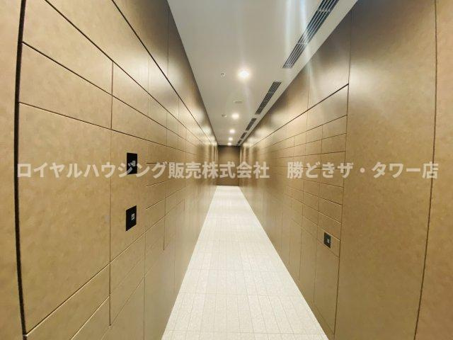 駐車場側入り口