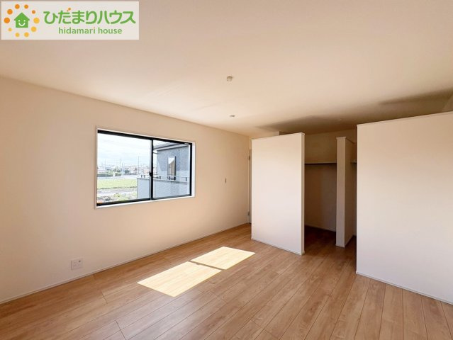 ゆったり広々8.5帖の主寝室!(^^)!