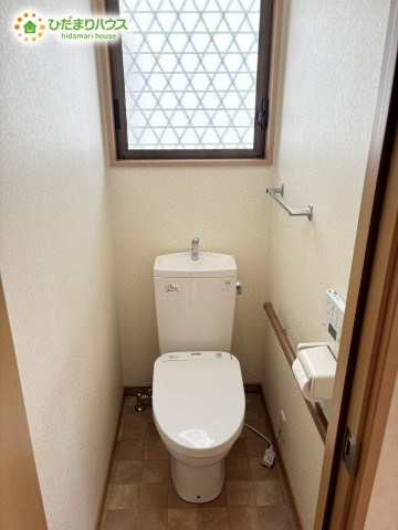 トイレは1F、2F共に完備！取り合いになることがありませんね(^^)/       　