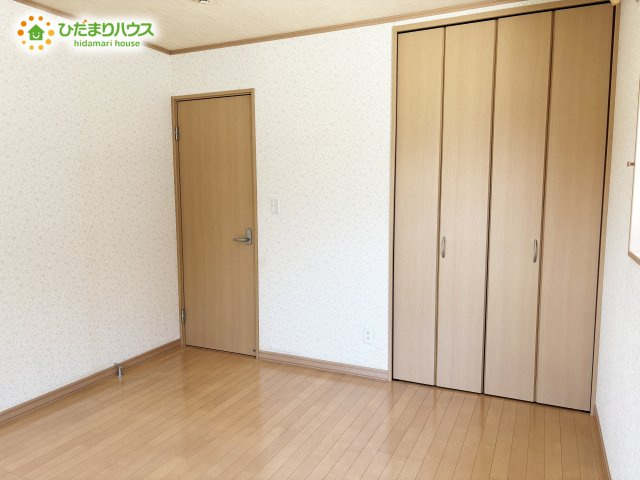 居室にゆとりが持てる大収納クローゼット付き♪     　