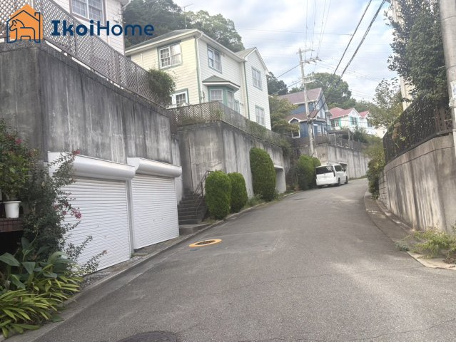●年中無休：当日予約可●前面道路は幅員約6ｍ、交通量少なく安心の住環境です。