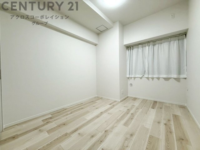 創造性や成長を促す遊びの空間を提供。学習や趣味に集中できる環境を整えます。個別のプライベートスペースは自己表現と自立心を育み、心地よい睡眠環境を整えリラックスできる場所を提供。　