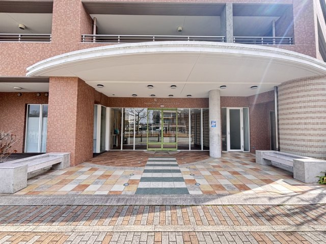 ◇マンションの顔であるエントランス写真となります。