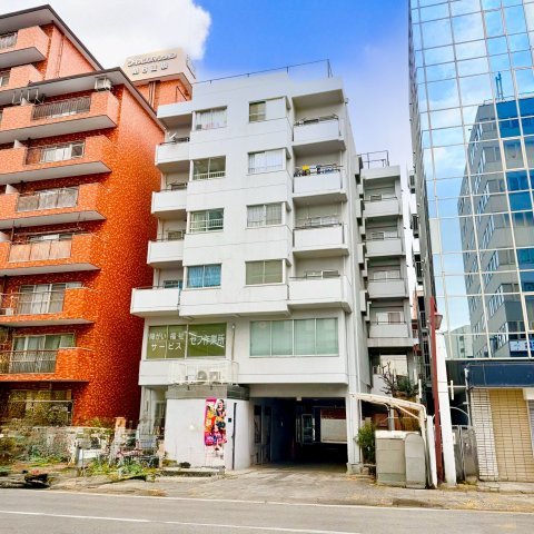 外観：327002178027