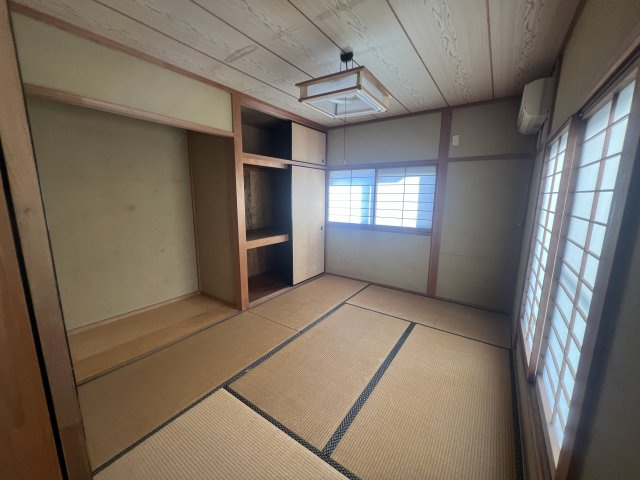 2階和室　東