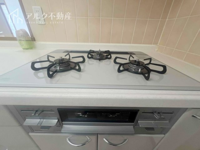 三口コンロです