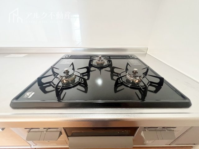 三口コンロです