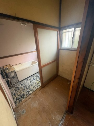 洗濯機置き場。